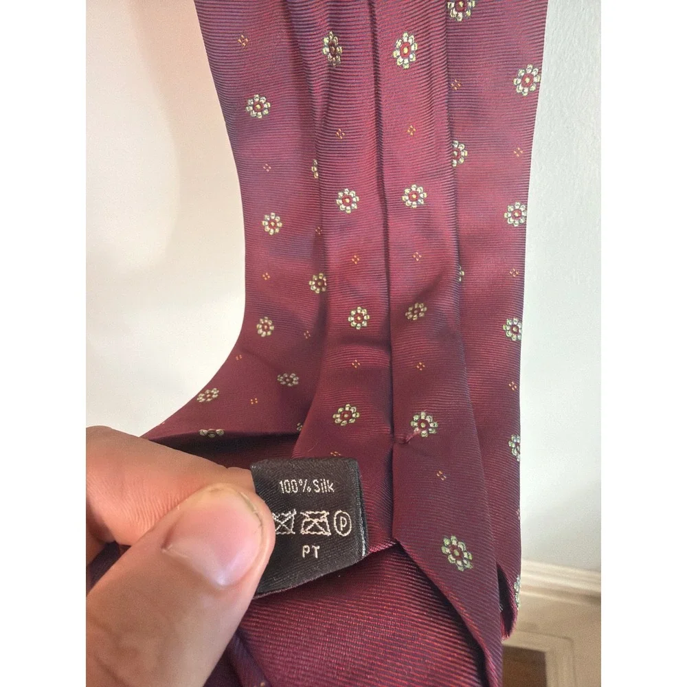 Vintage 90's Dunhill Mens Silk Tie Burgundy Floral Medallion Necktie